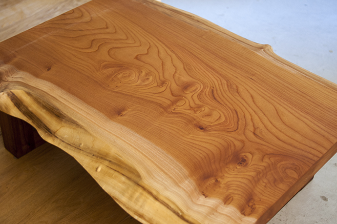 送料込 K140銘木 欅けやき 貴重 乾燥材カウンターテーブル材 無垢板天板一枚板木工工芸