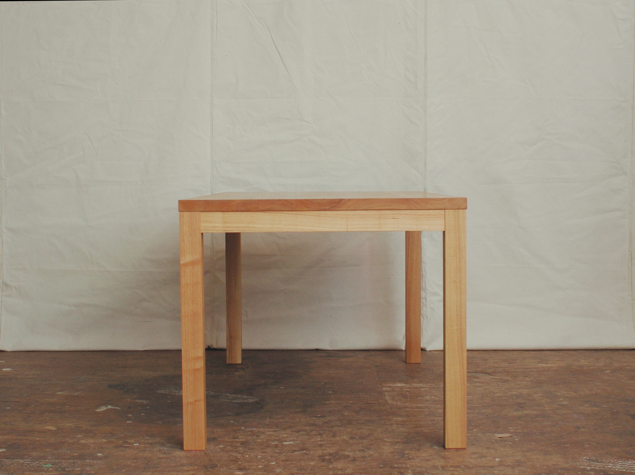 スタンダード　木製　テーブル　タモ