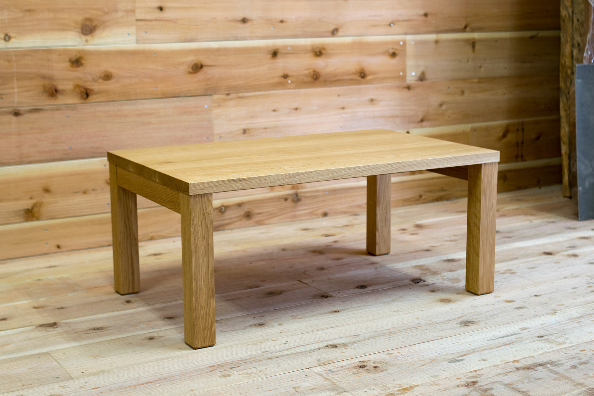 小さいサイズのスタンダードテーブル・タイプ２　ローテーブル