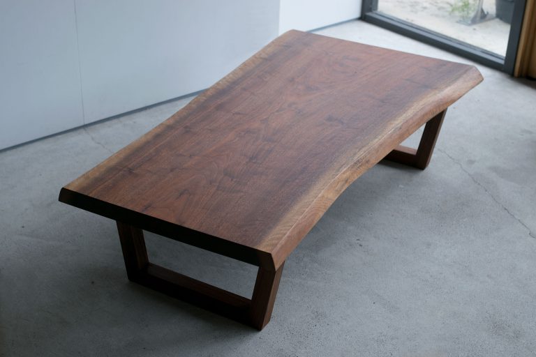 ウォールナット材一枚板天板 ローテーブル│オーダー家具と無垢天板 東京 WOODWORK