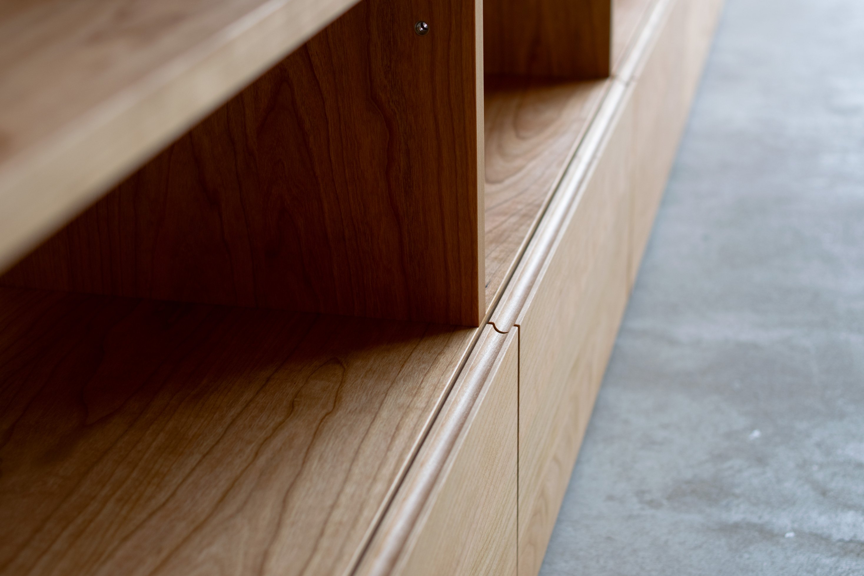 引き出しの丸溝取っ手