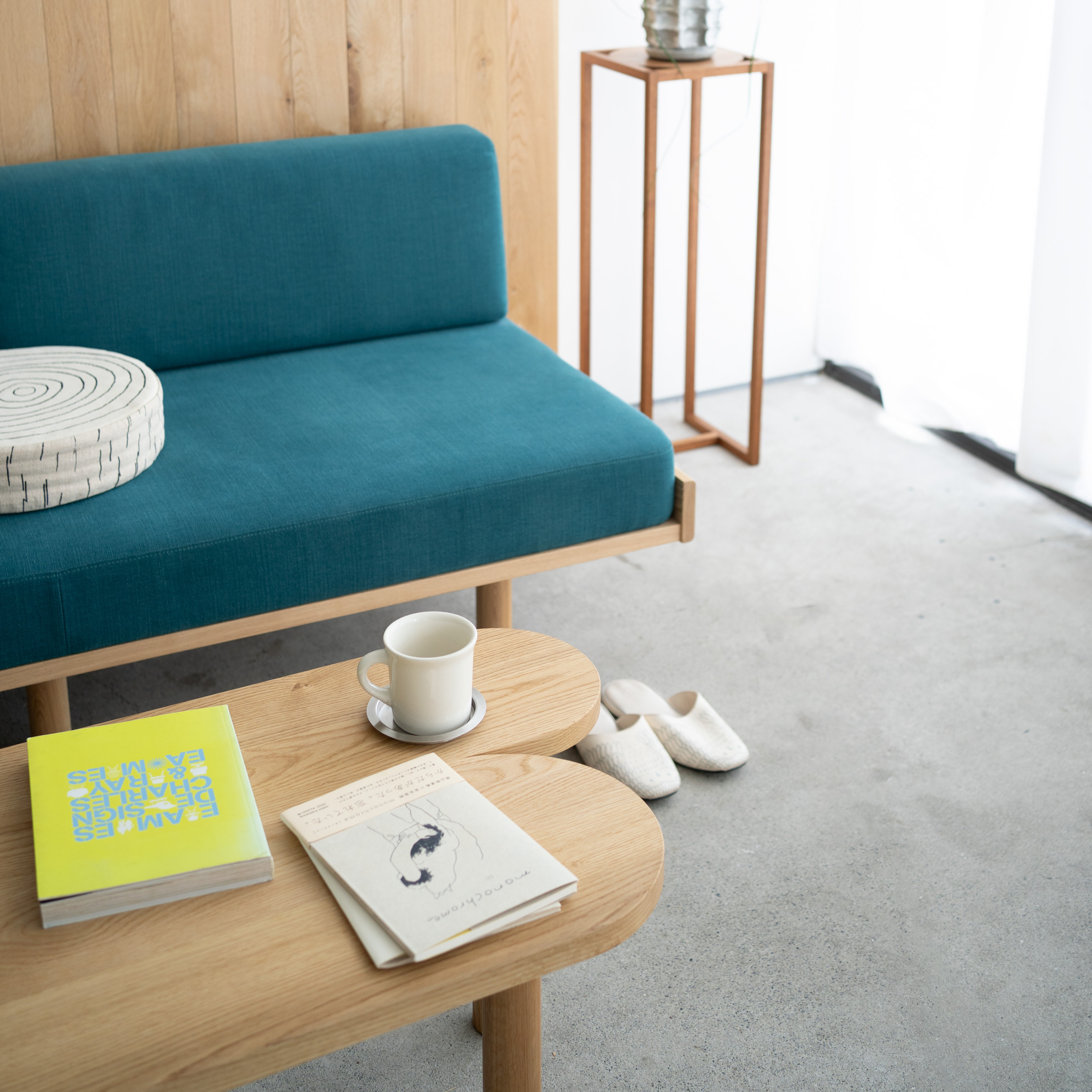 ナラ材の家具