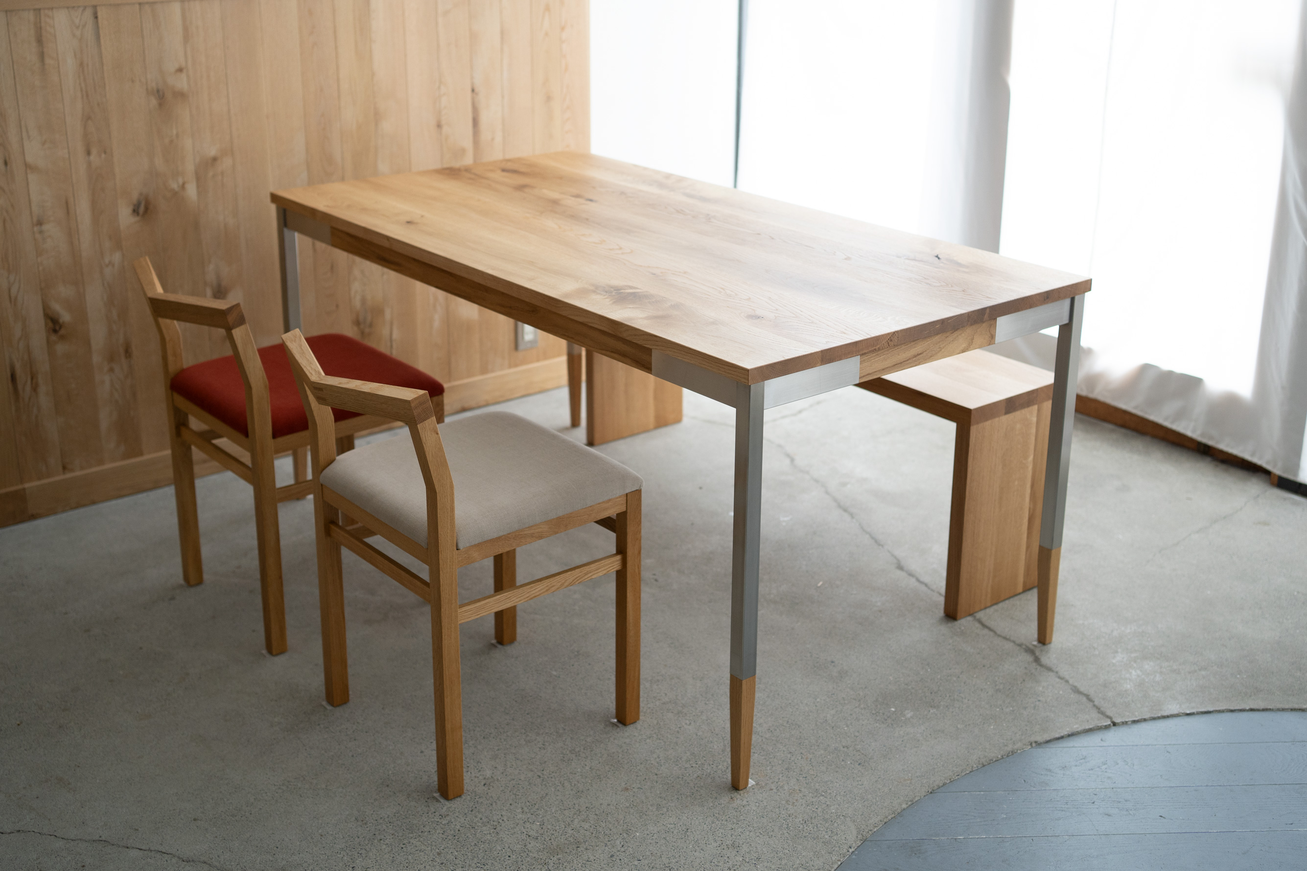 オルタナティブテーブル、ピコチェアと天板