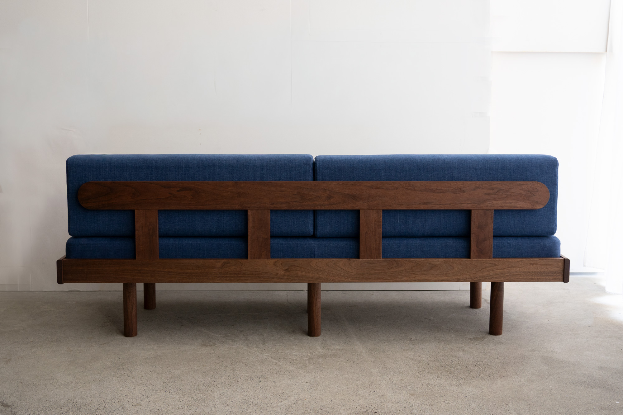 LAY（ウォールナット＋ブルー）背面