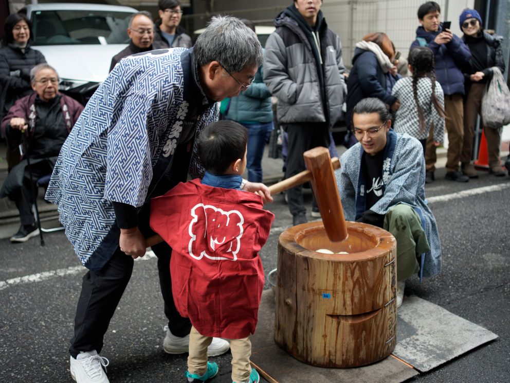 2025年ふるまいもちつき
