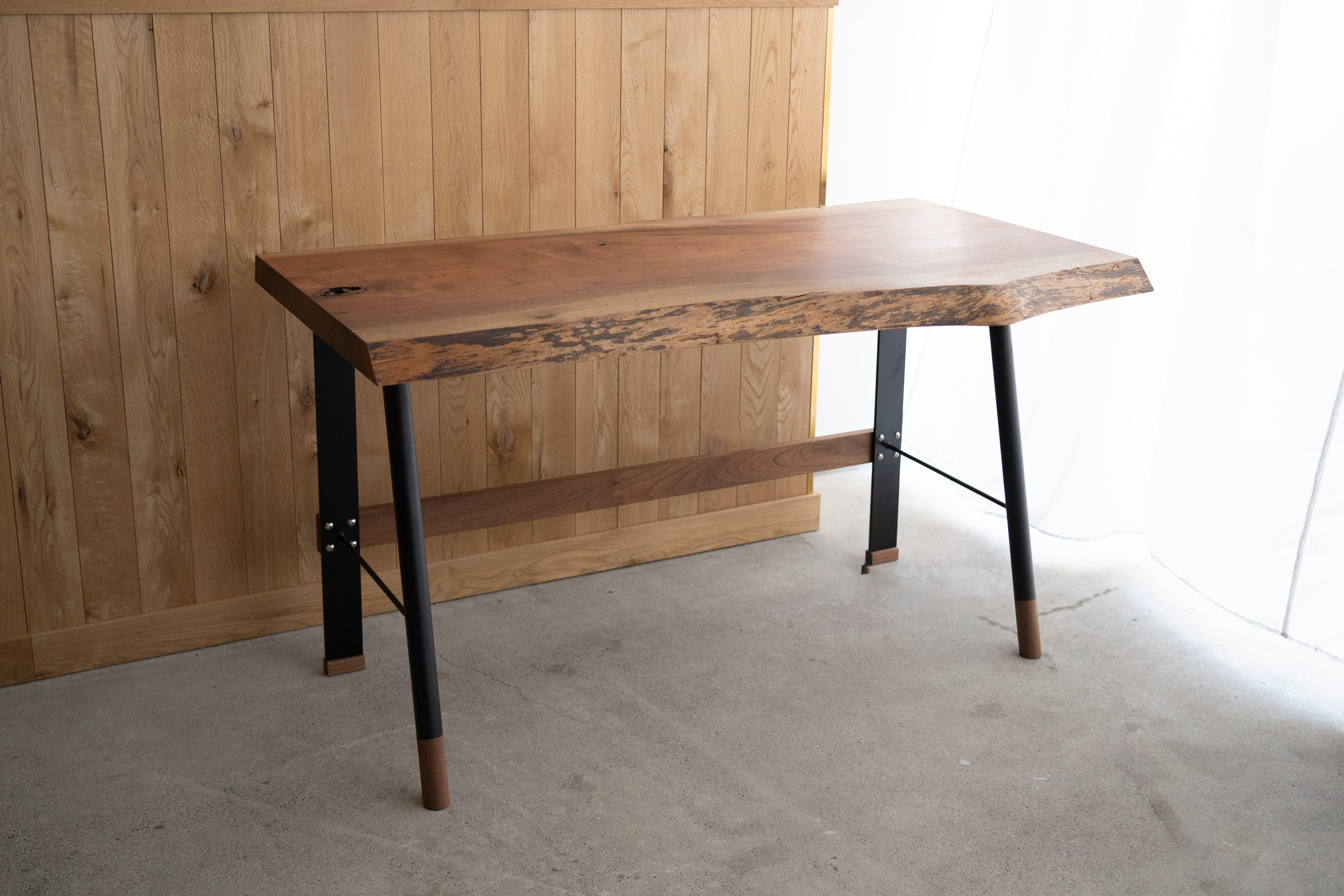 ウォールナット一枚板デスク