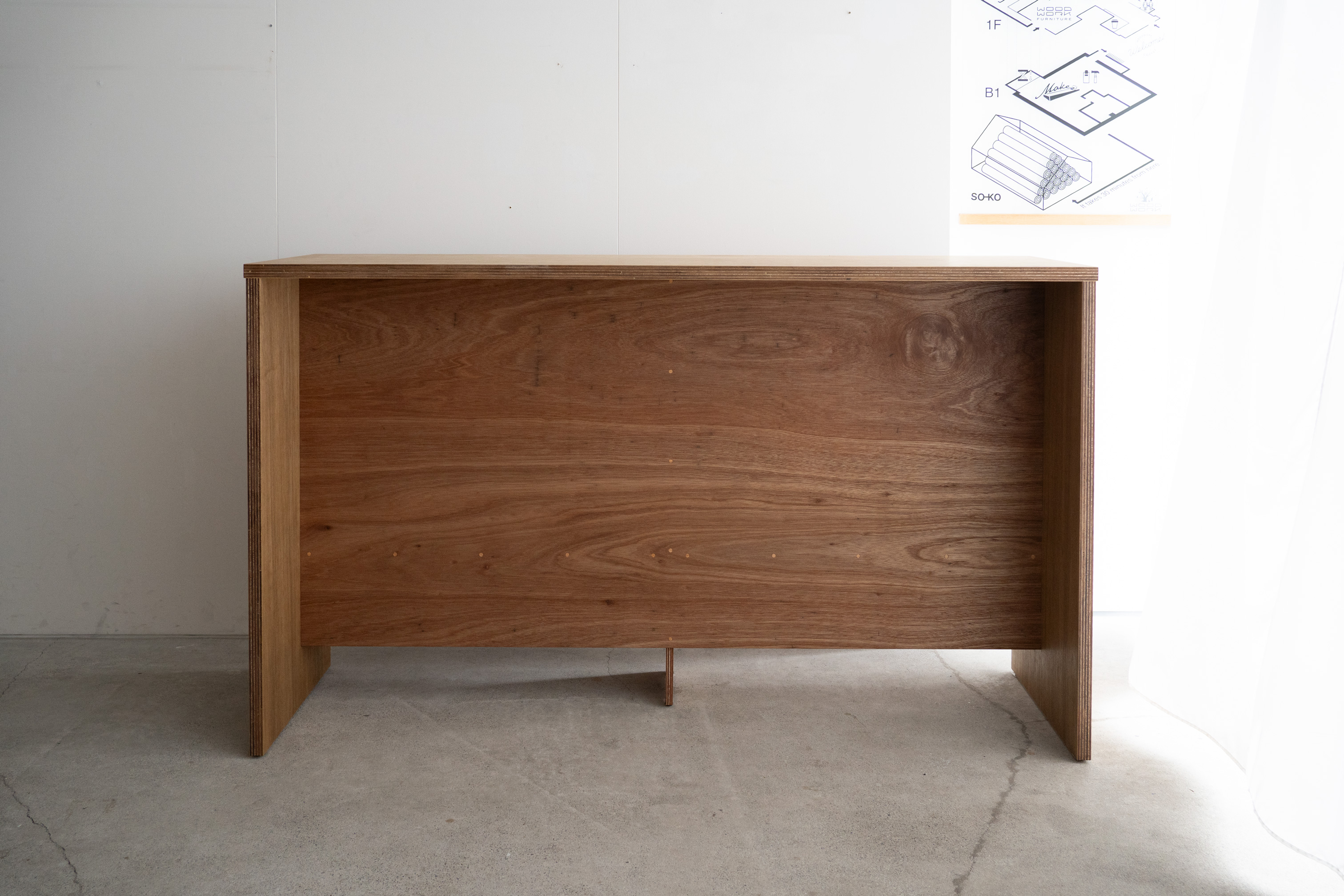 ラワン合板製カウンター