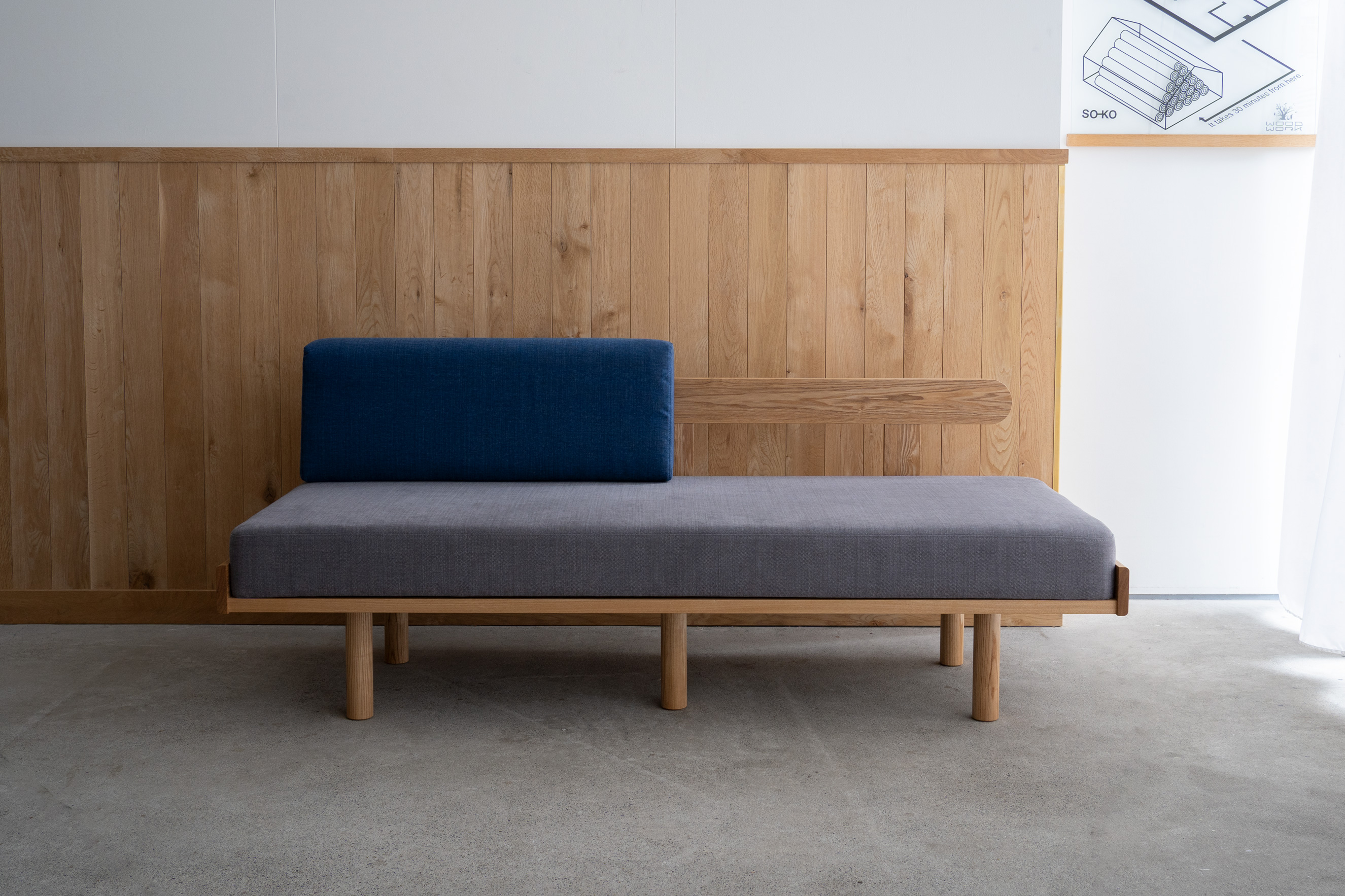 バイカラーのsofa LAY