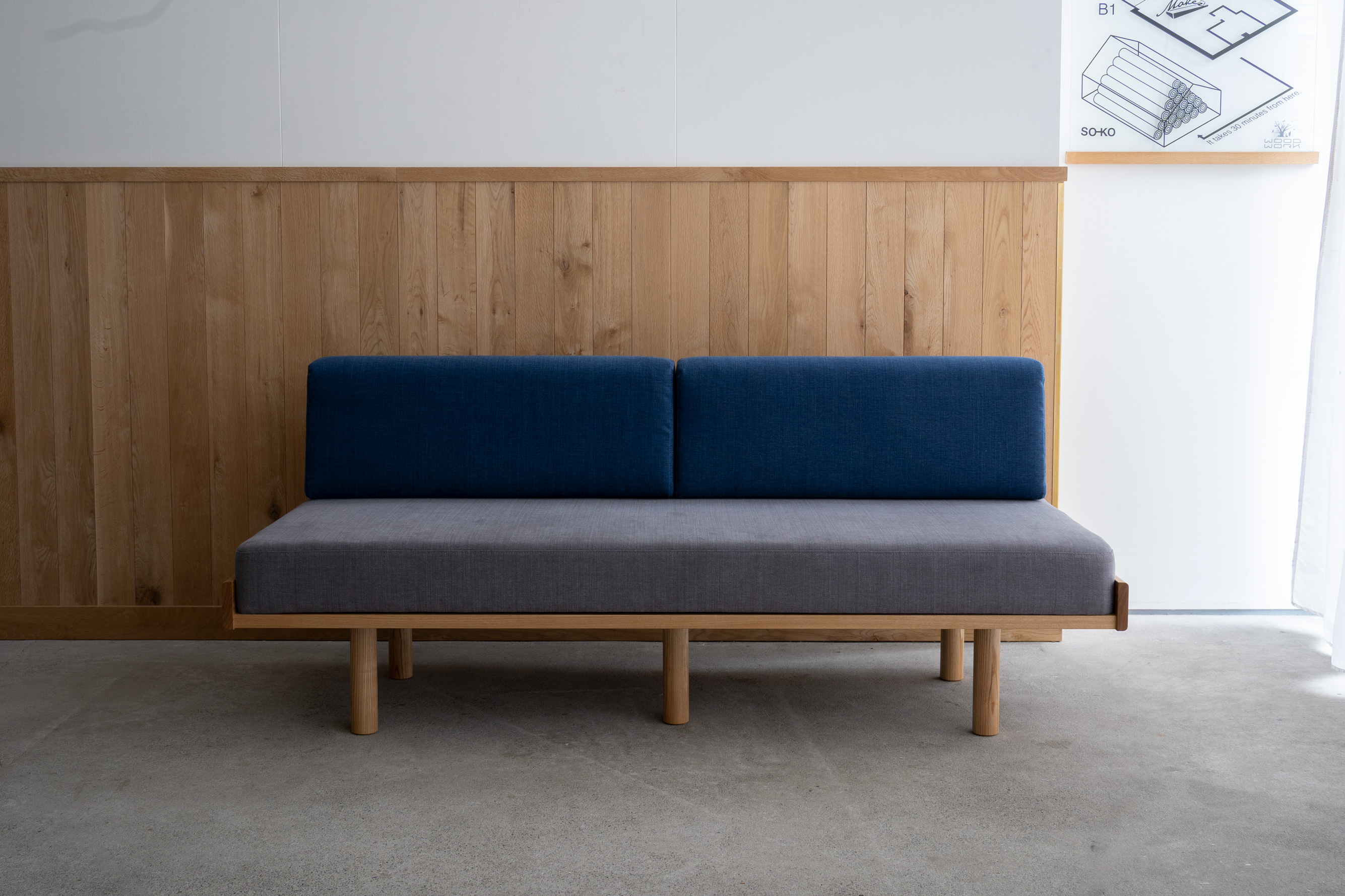 バイカラーのsofa LAY